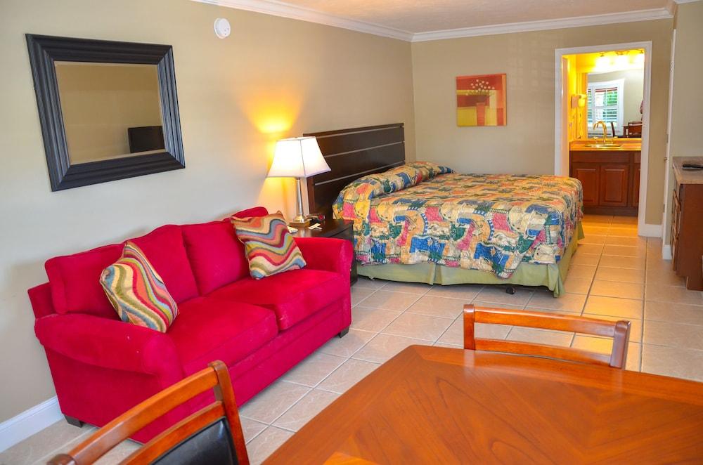 Gulfcoast Inn Naples photo 21
