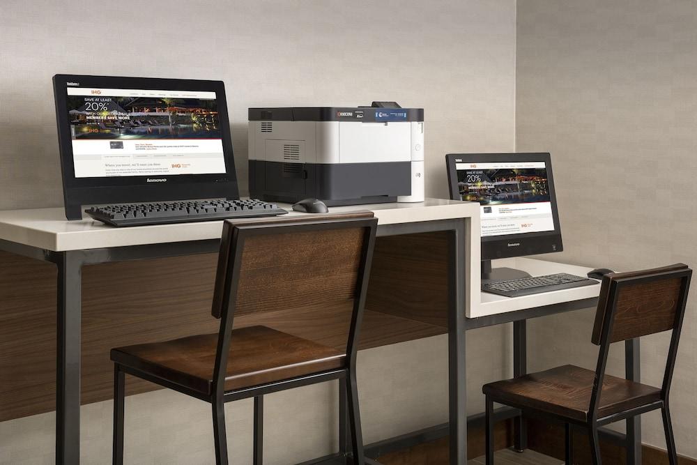 Holiday Inn Express & Suites Annapolis by IHG photo 28