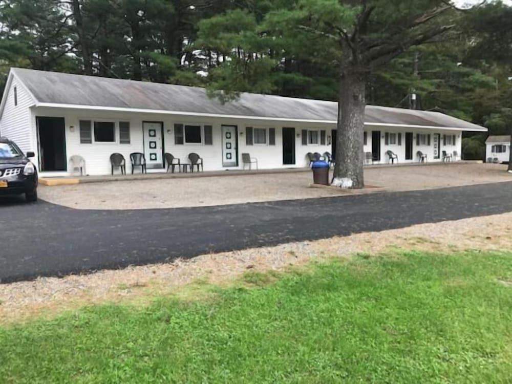 Catskill Motor Court Motel photo 50