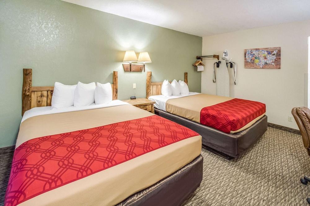 Econo Lodge Custer - Crazy Horse Area photo 10