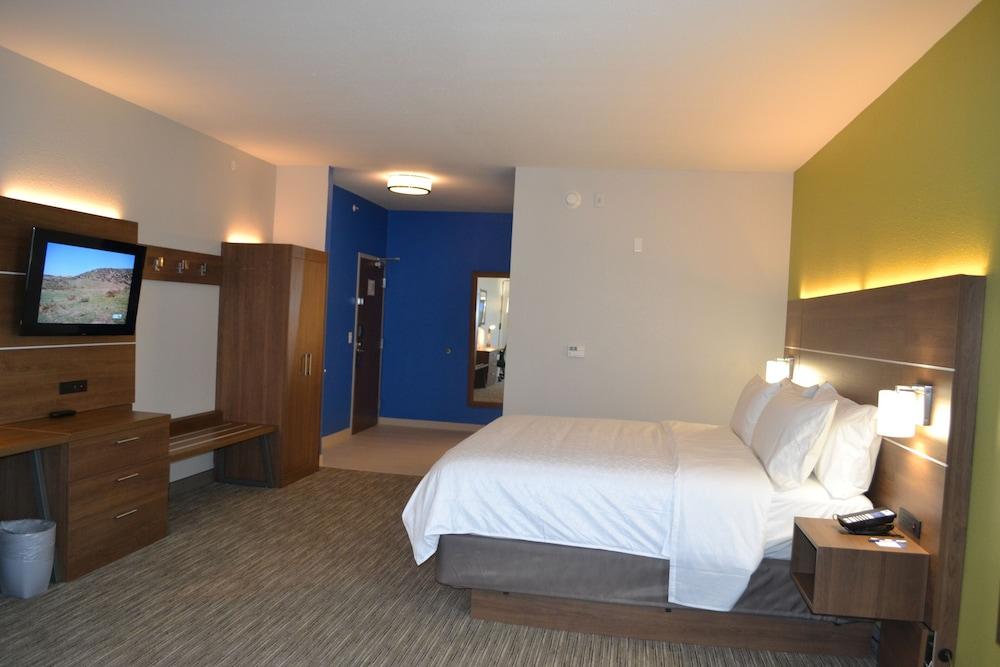 Holiday Inn Express Tallahassee University Central by IHG photo 16