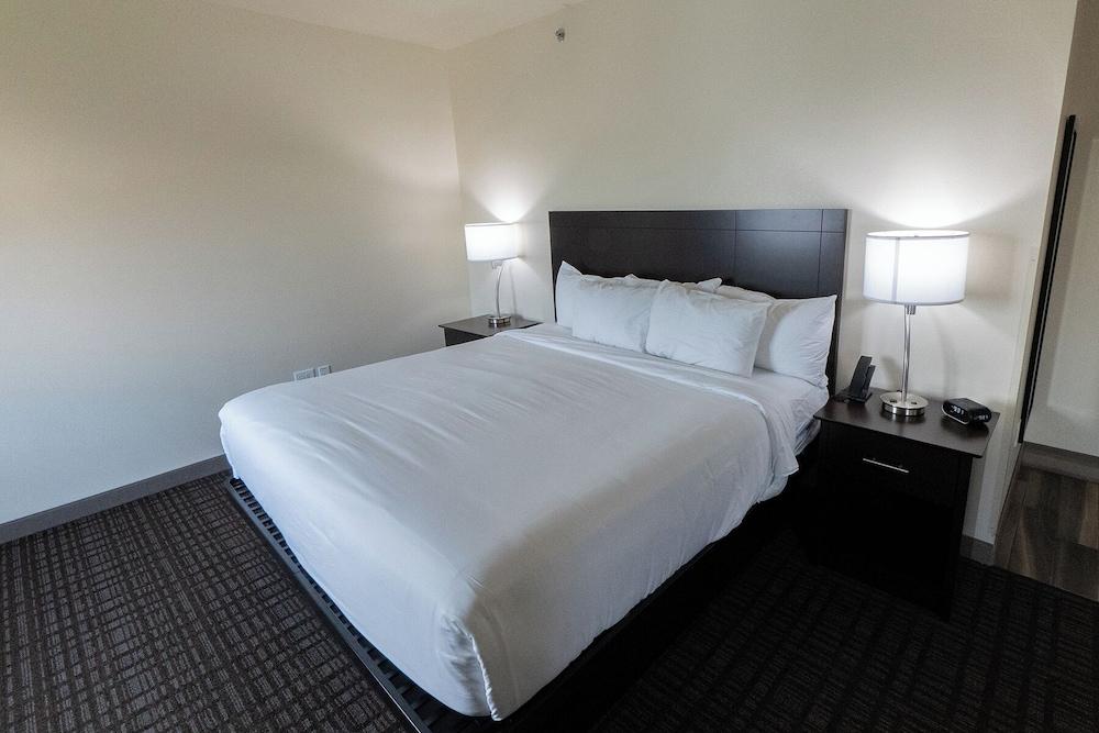 Cobblestone Inn & Suites - Sheldon photo 5
