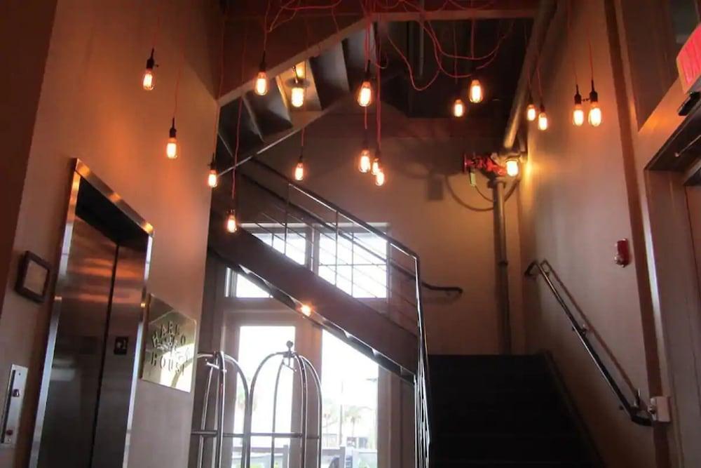 Harbor House Hotel and Marina at Pier 21 photo 30