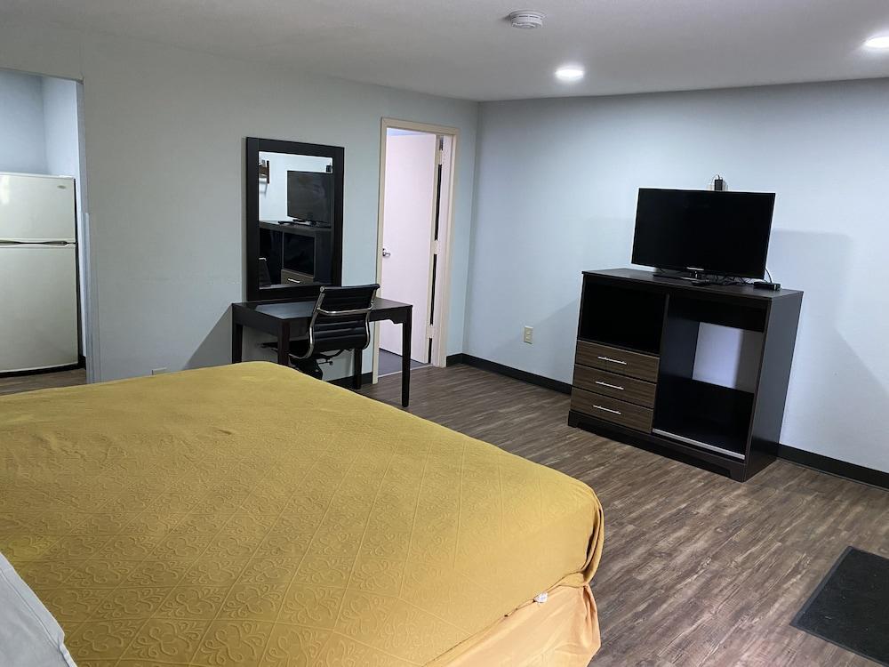 Hillside Motel photo 11