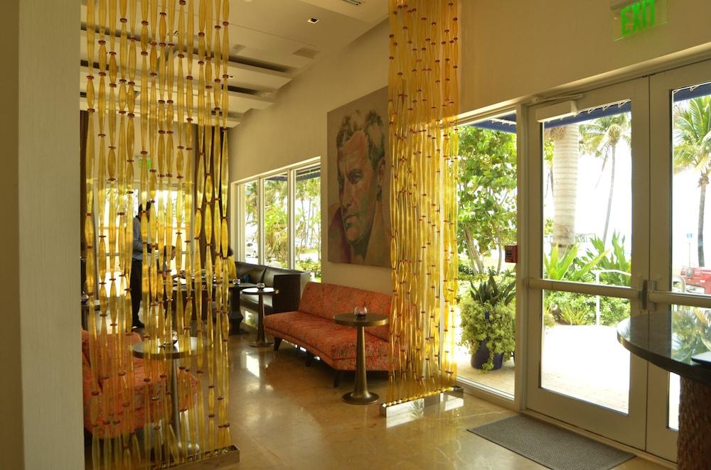 Royal Blues Hotel photo 3