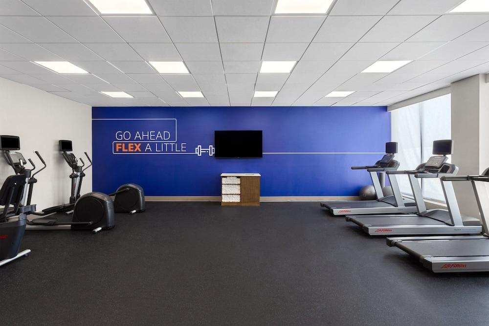 Holiday Inn Express Atlanta Airport - North by IHG photo 17
