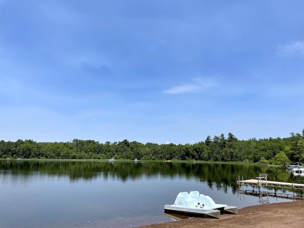 Hanging Horn Lakeside Resort photo 60