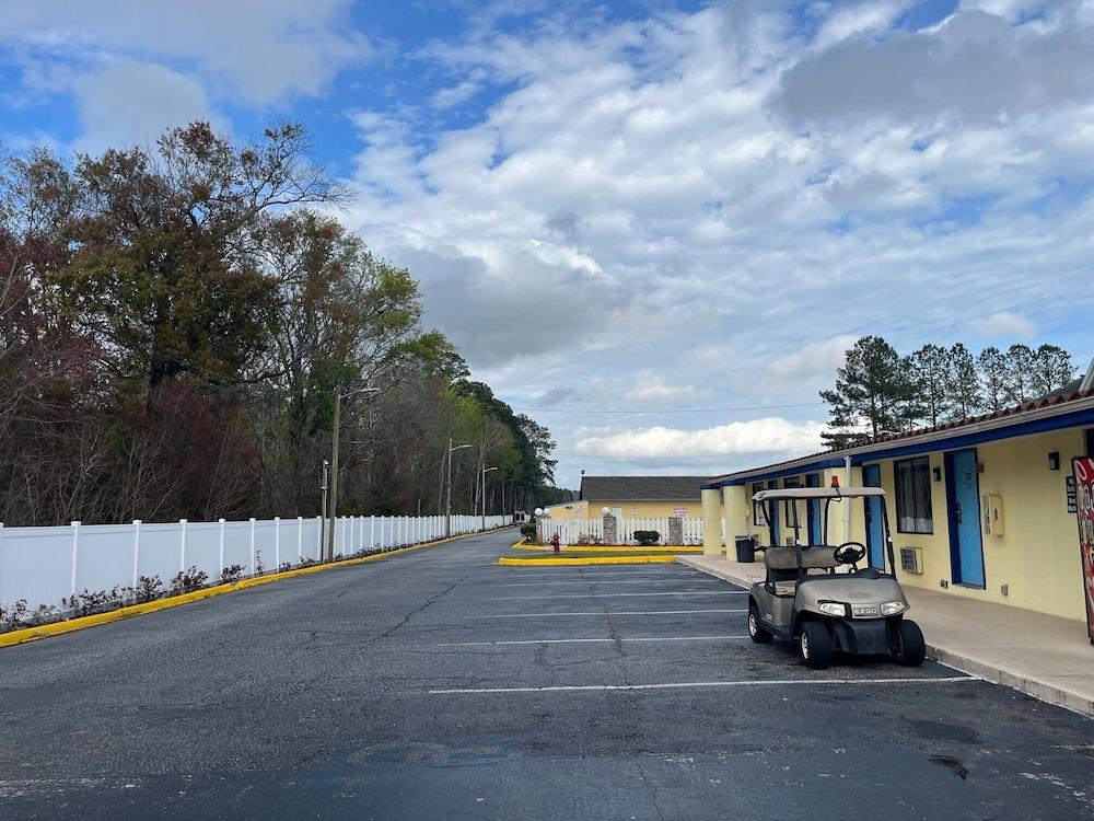 712 INN photo 2
