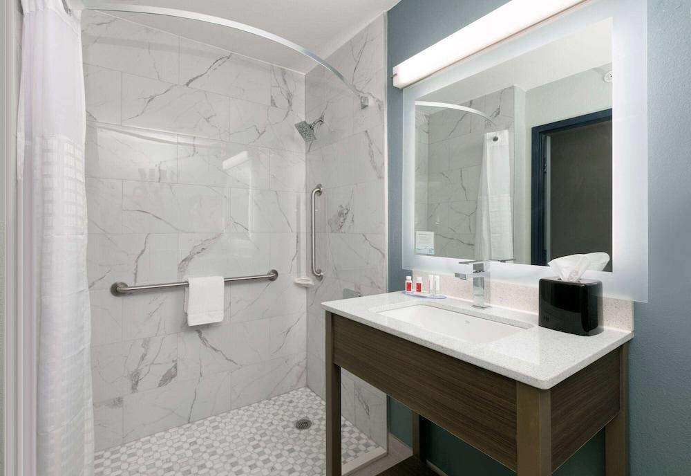 Baymont by Wyndham Chattanooga/Eastridge photo 49