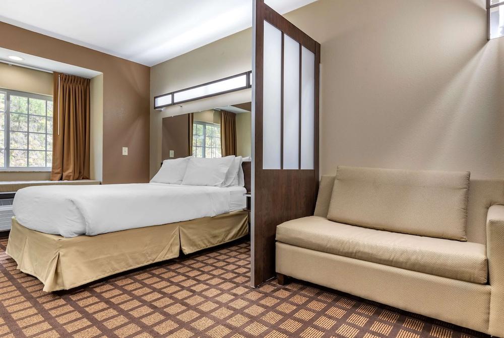 Microtel Inn & Suites By Wyndham Sylva Dillsboro Area photo 12