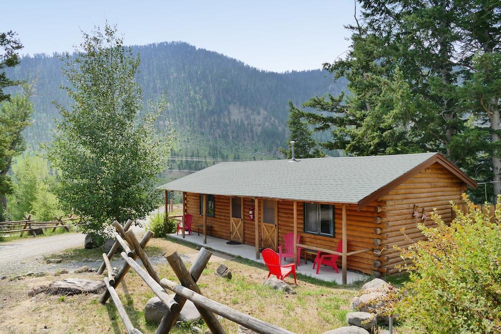 Creekside Lodge at Yellowstone photo 26