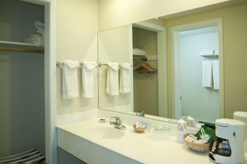 The Shallows Resort photo 25