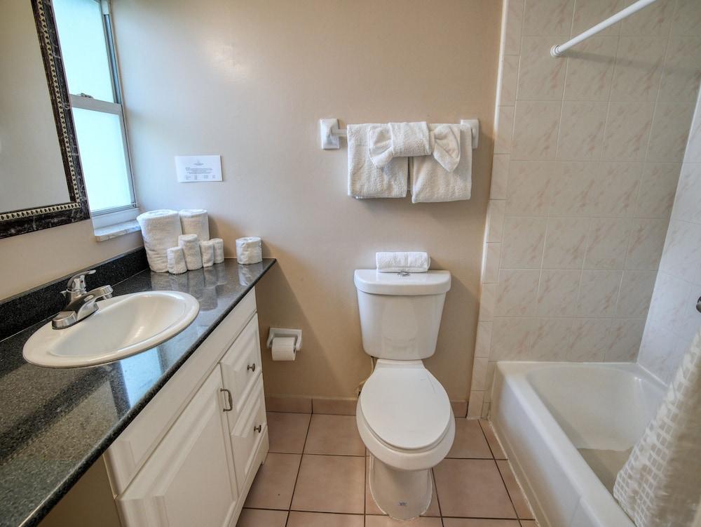 Clearwater Suites photo 3