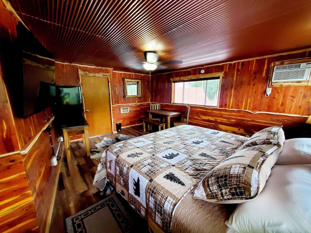 Log Cabin Inn photo 37