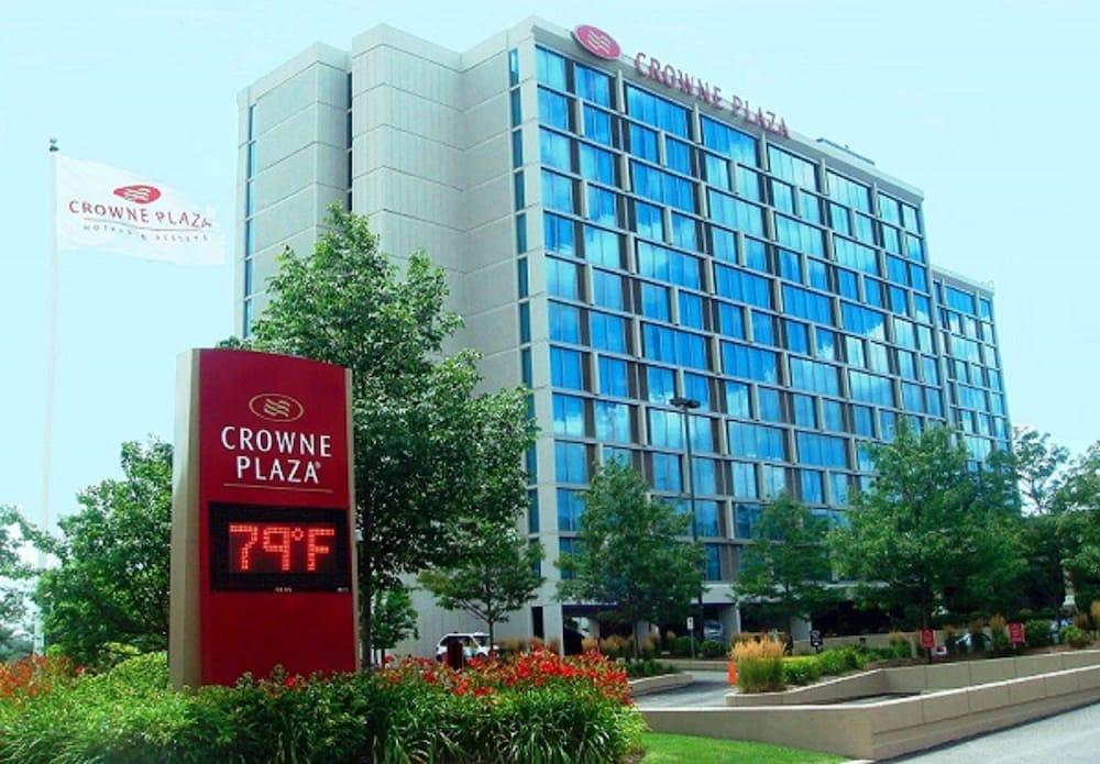 Crowne Plaza Chicago Ohare Hotel & Conf Ctr by IHG photo 35