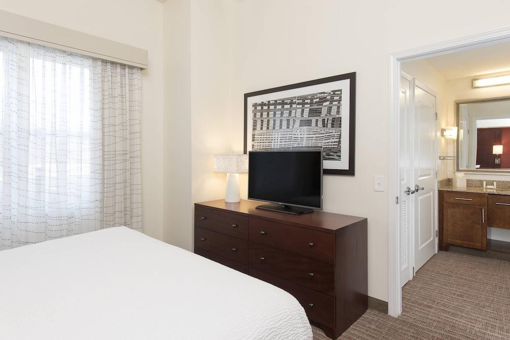 Residence Inn Marriott Moline photo 20