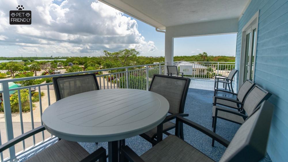 Sugarloaf Key Hotel at KOA Resort photo 24