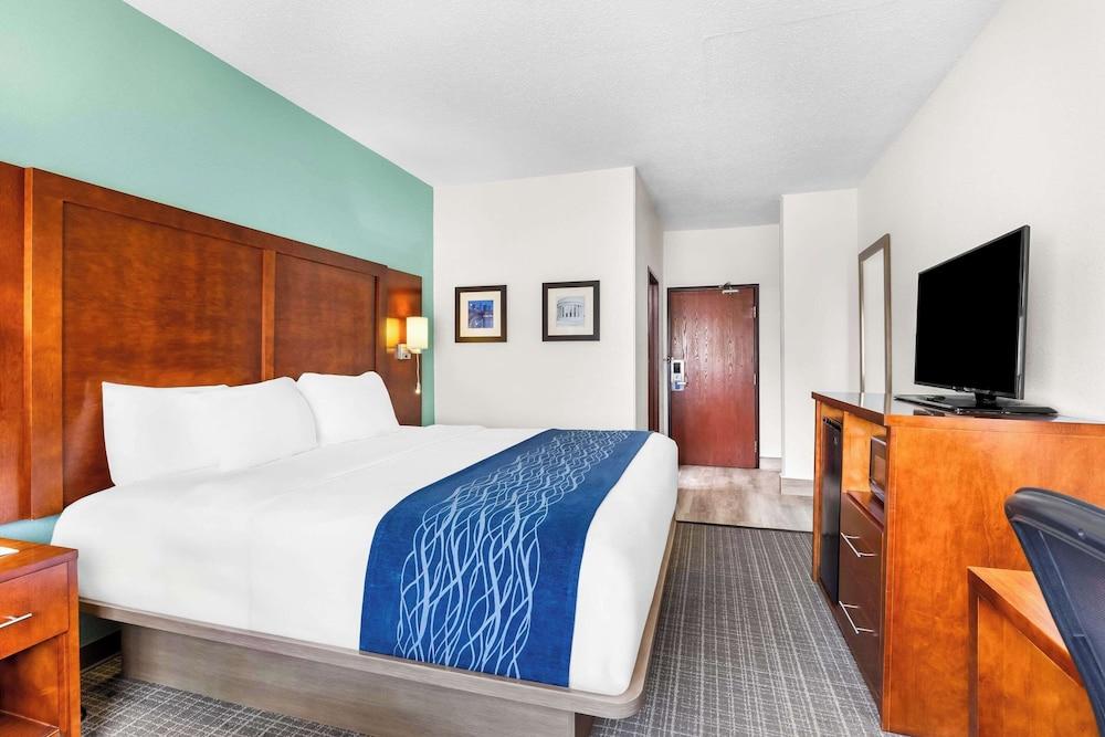 Comfort Inn Marion photo 9