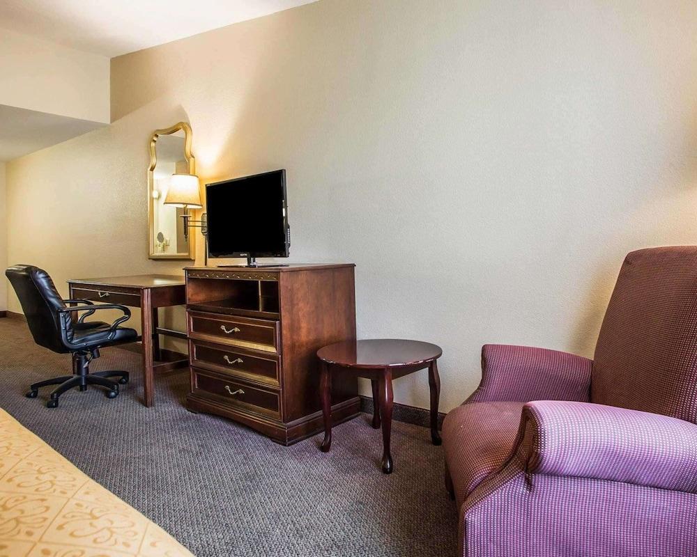Quality Inn & Suites Middletown - Franklin photo 16
