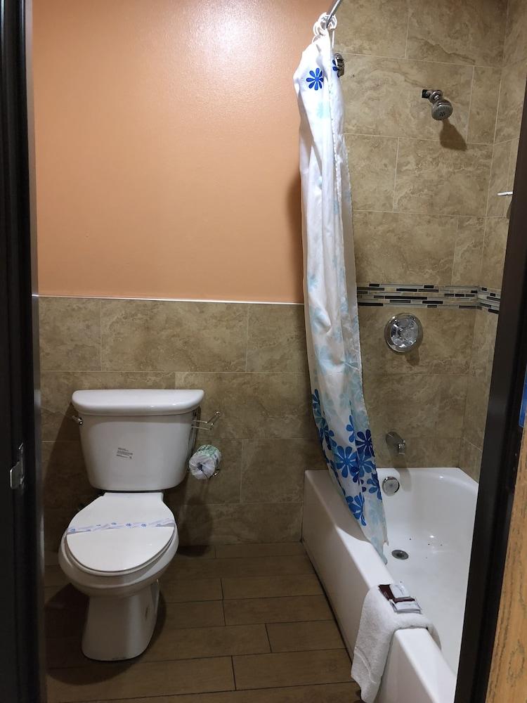 El Rancho Motel photo 9