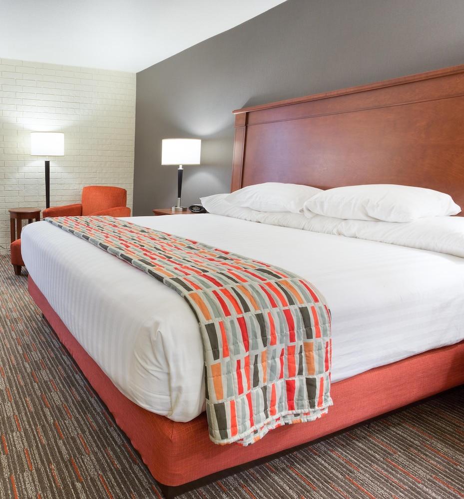 Drury Inn & Suites Joplin photo 7