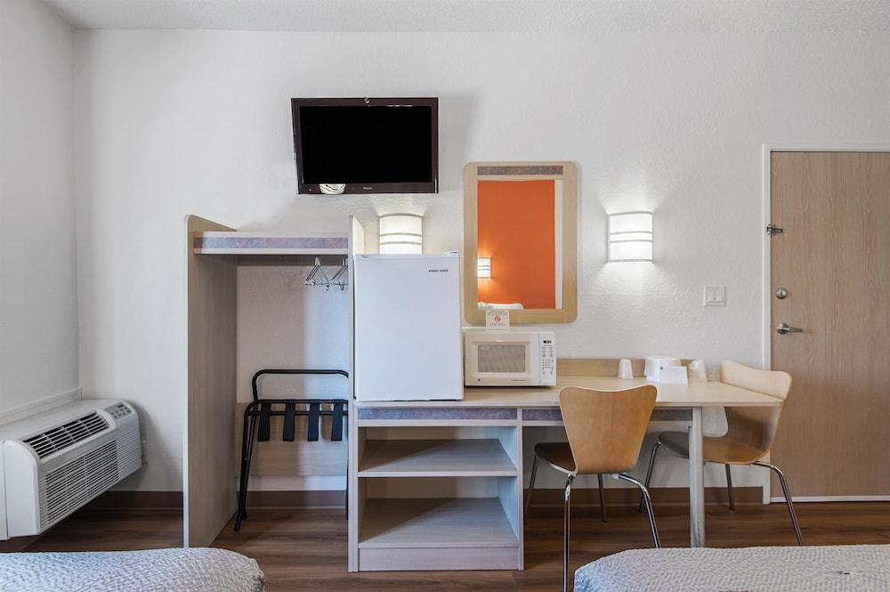 Motel 6 Junction City, KS photo 4
