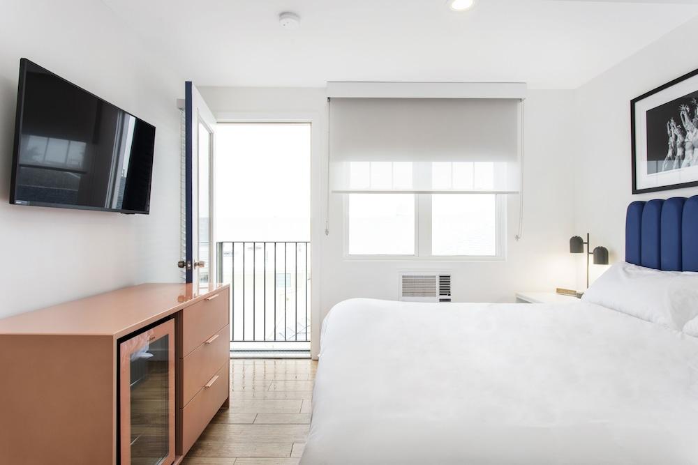 Grove Hotel photo 2