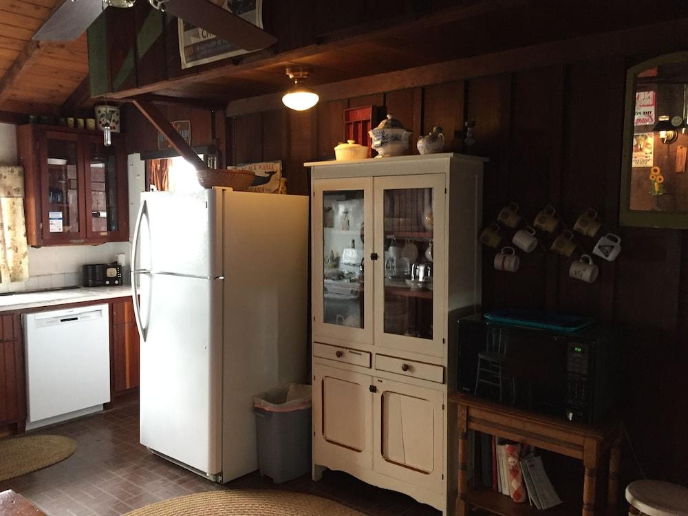 Seacrest Inn photo 71