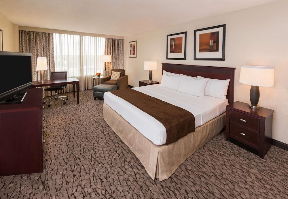 DoubleTree by Hilton Hotel Lafayette photo 12