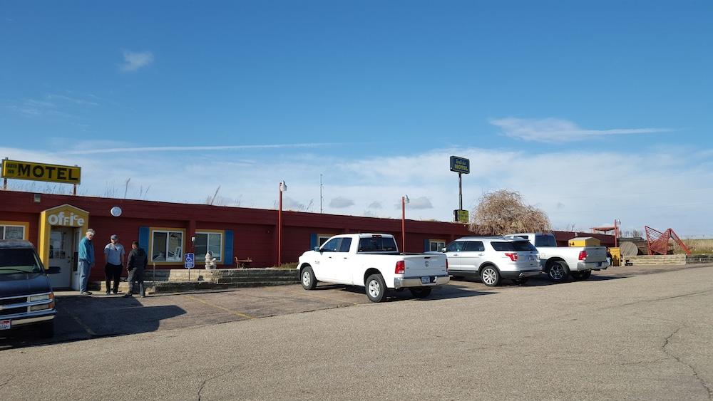 Earth Inn Motel photo 30