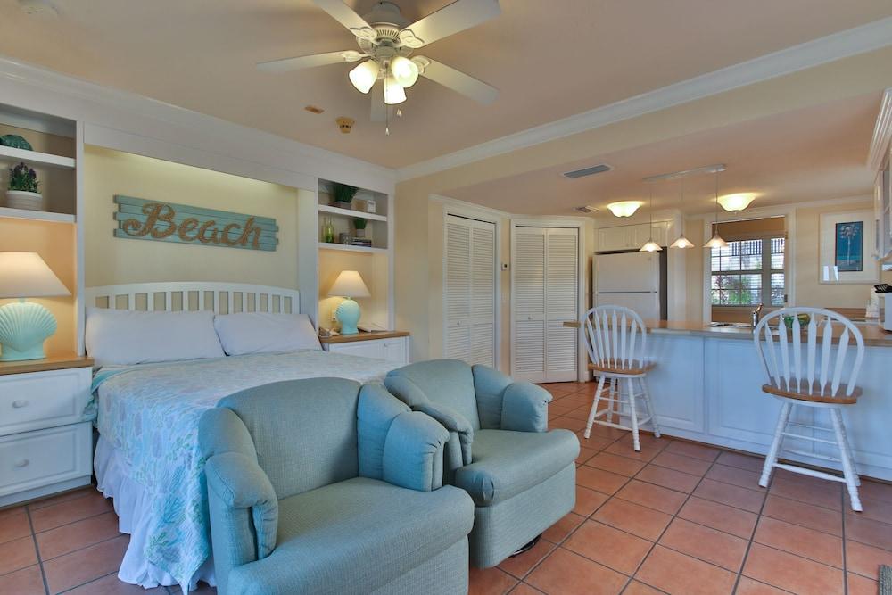 Tortuga Inn Beach Resort photo 80