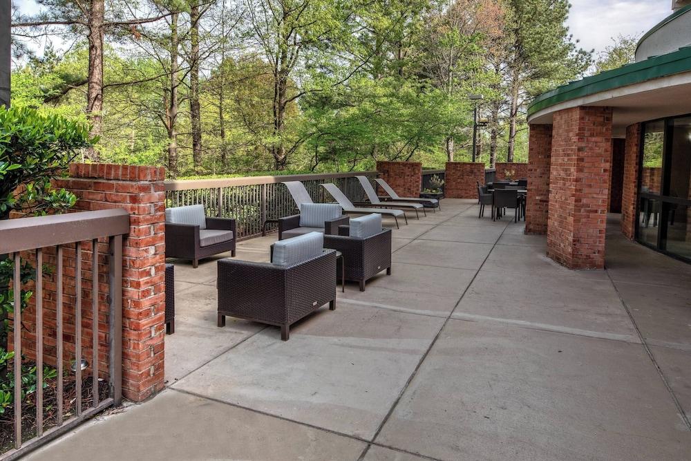 Courtyard by Marriott Memphis Germantown photo 26