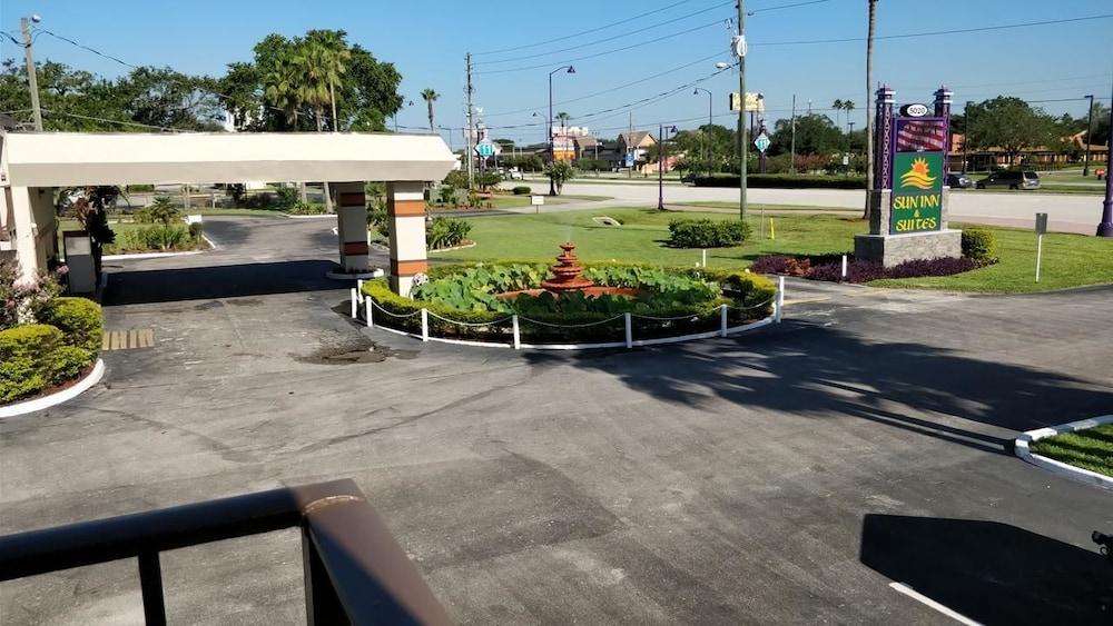 Sun Inn & Suites photo 1
