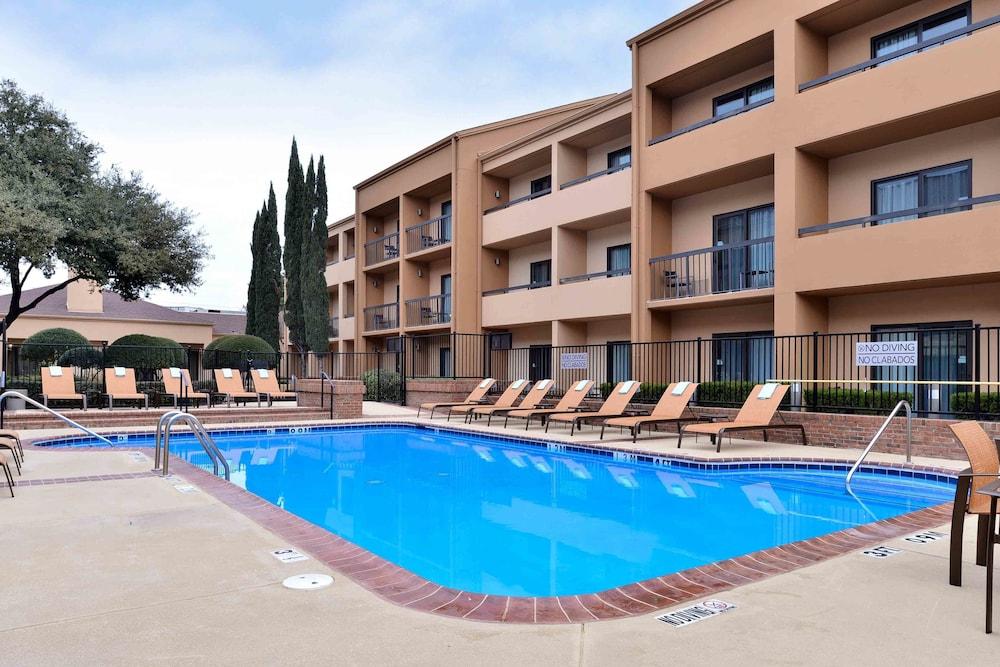 Courtyard by Marriott Dallas Northwest photo 31