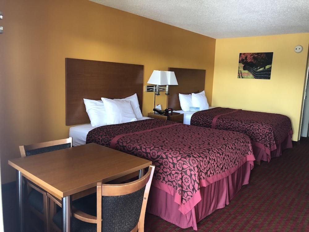Days Inn by Wyndham Franklin photo 15