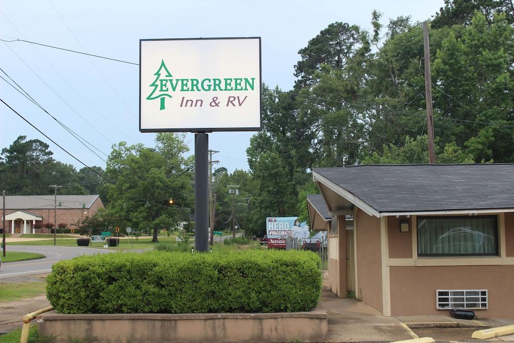 EverGreen Inn & RV photo 20