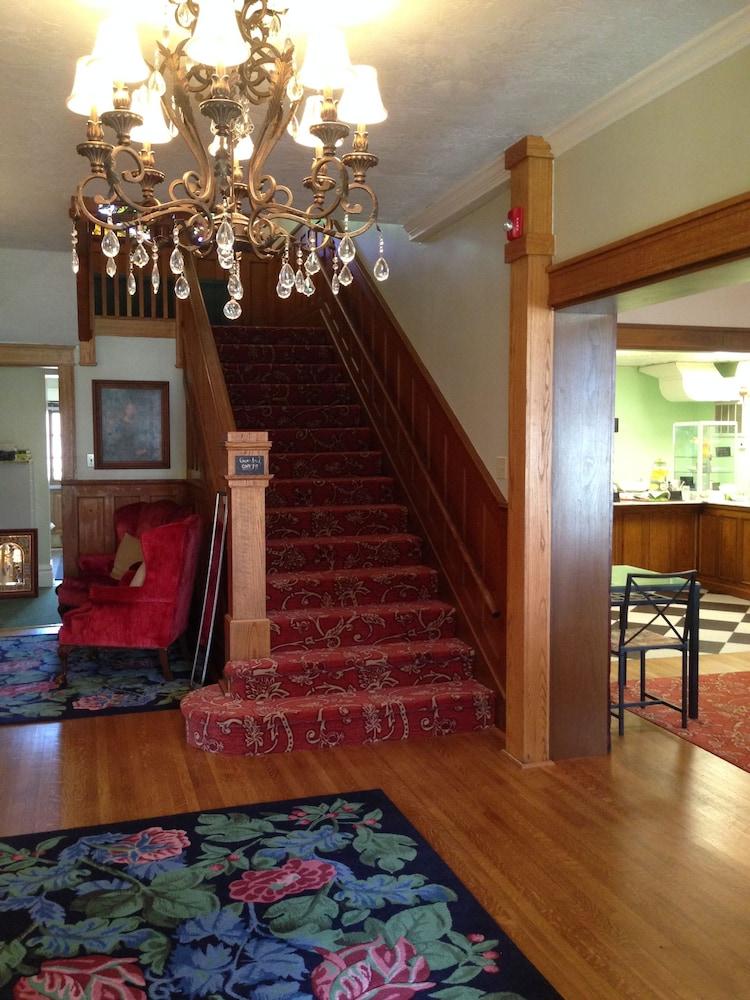 Thistledown At Seger House photo 8