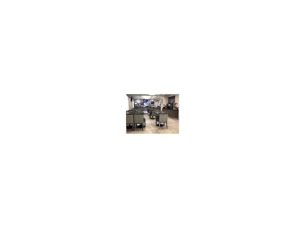 Holiday Inn Express San Bernardino - Colton by IHG photo 29