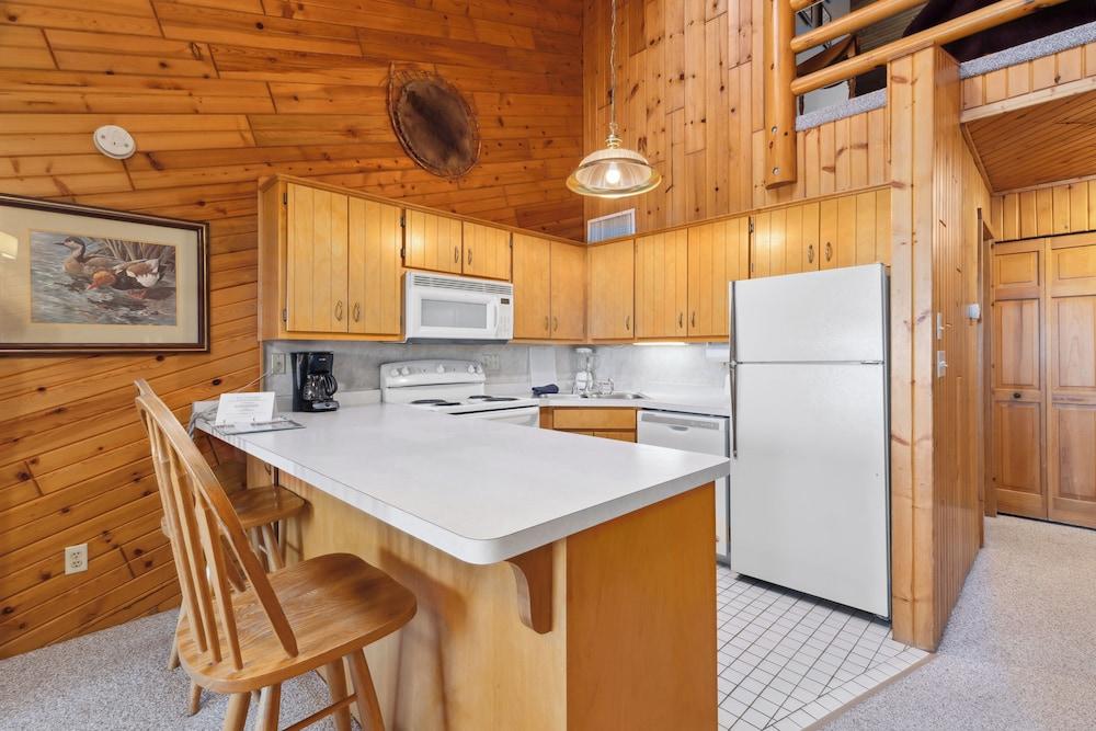 The Lodges at Breezy Point photo 49