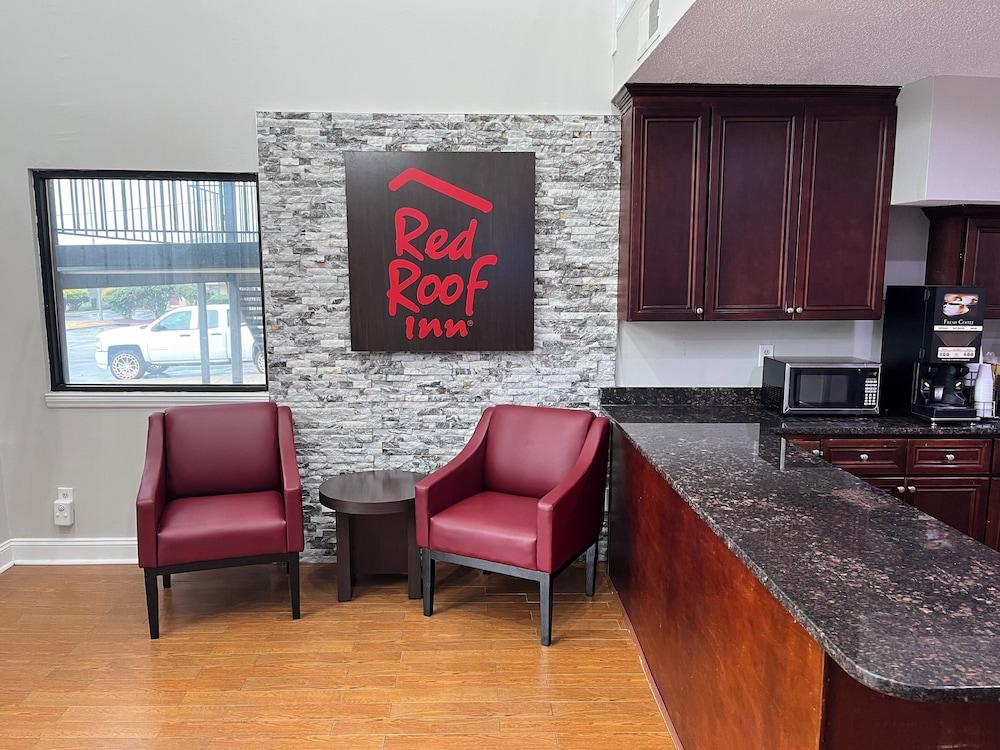 Red Roof Inn Rockingham photo 7