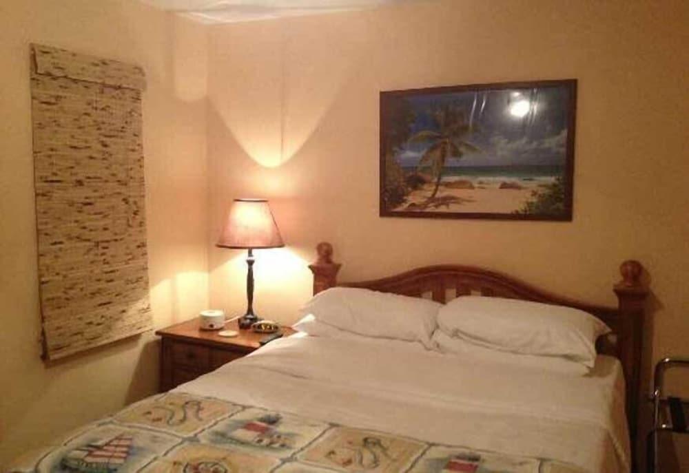 Harriet's House photo 5