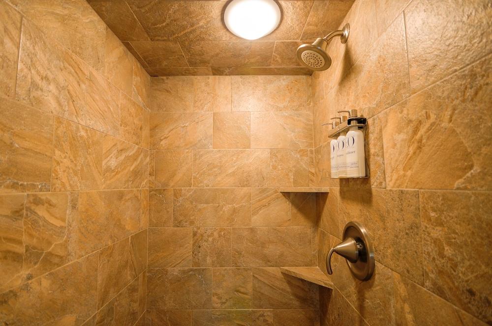 Tahoe Vistana Inn photo 28