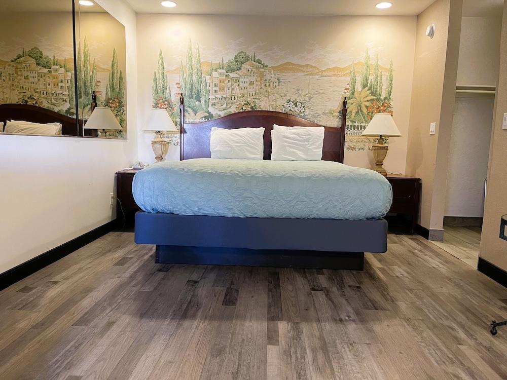 Americas Best Value Inn & Suites Joshua Tree National Park photo 51