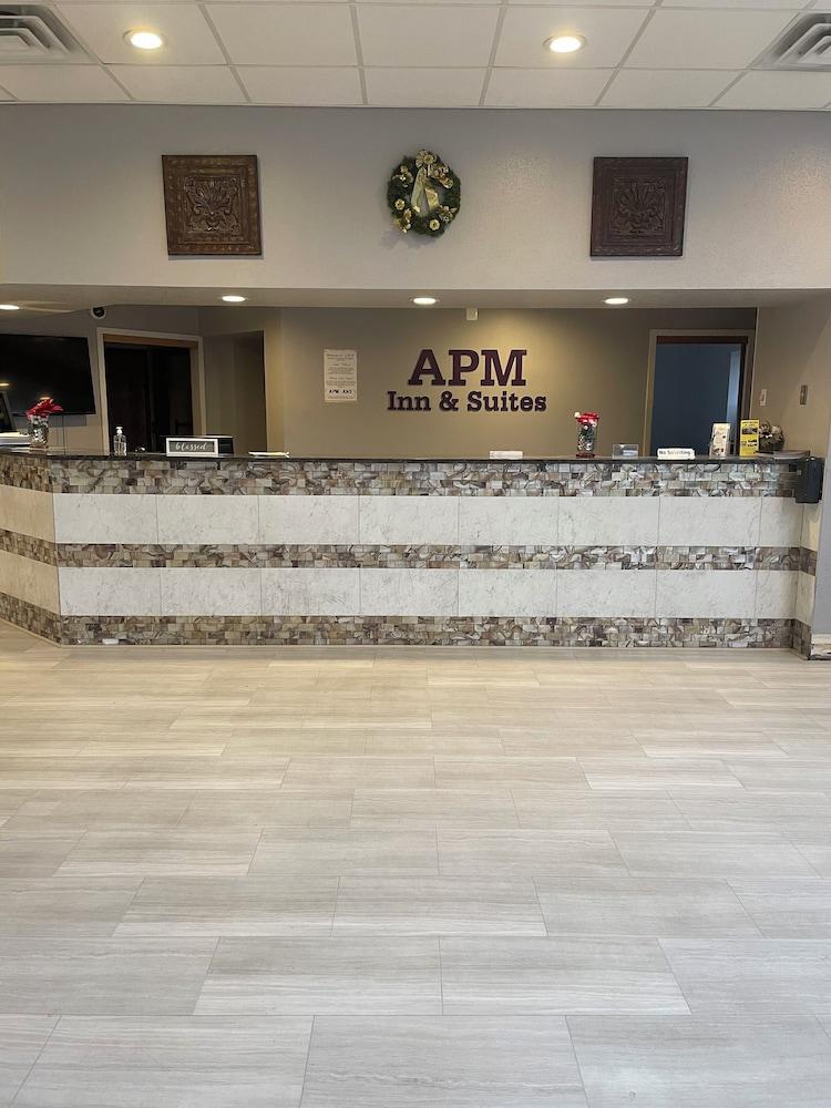 APM Inn and Suites photo 3