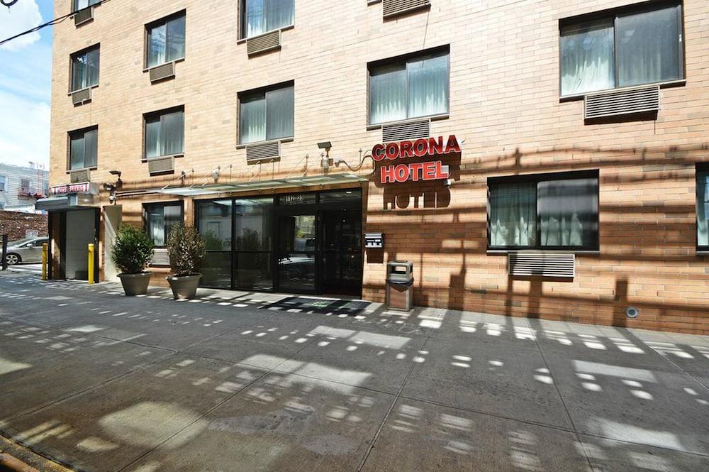 Corona Hotel photo 29