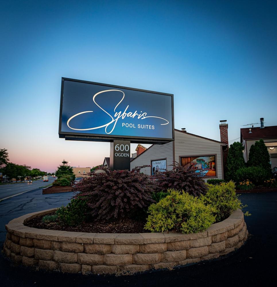 Sybaris Pool Suites photo 6
