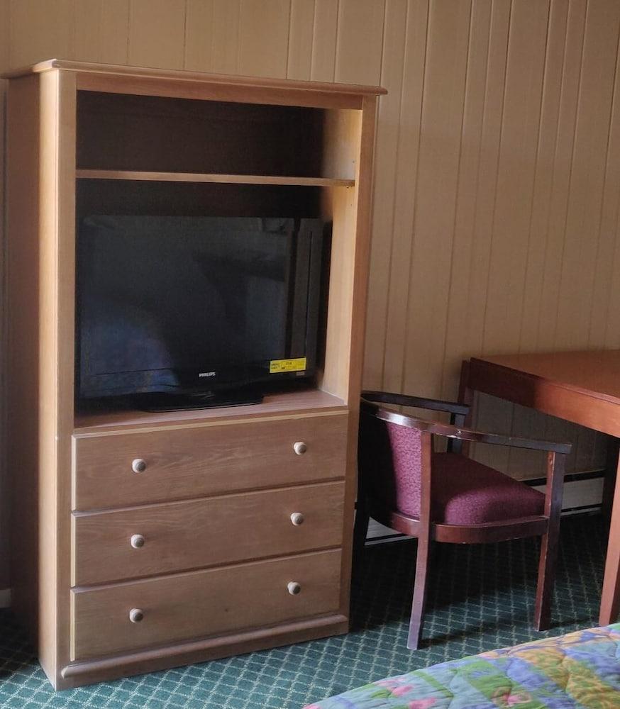 Hollywood Motel photo 19