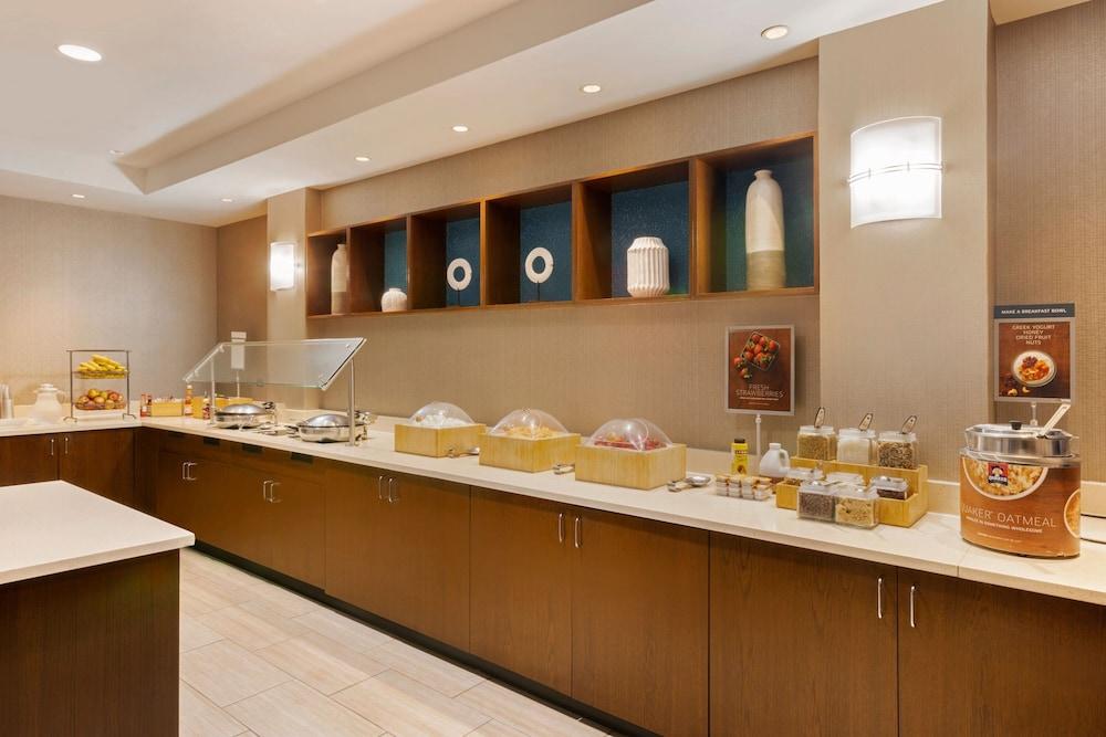 SpringHill Suites by Marriott Newark Liberty International photo 27
