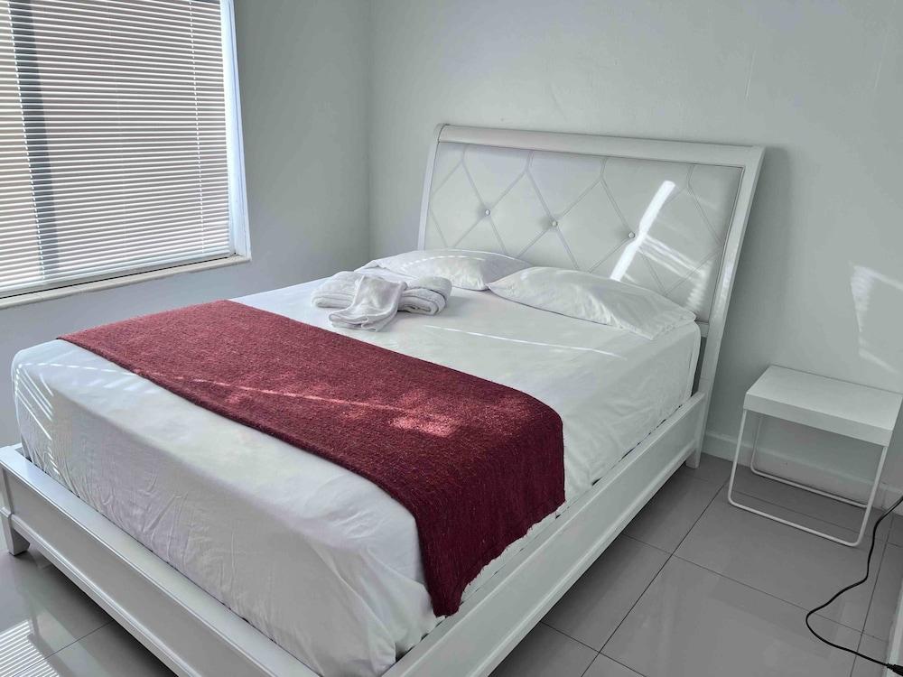 Sunshine Inn Motel photo 30