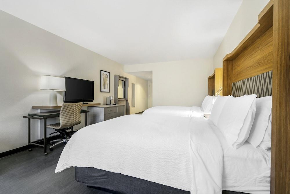 Holiday Inn Orlando International Dr-ICON by IHG photo 13